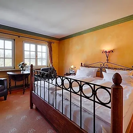 Meeressterne Forsthaus Damerow 호텔 코세로우