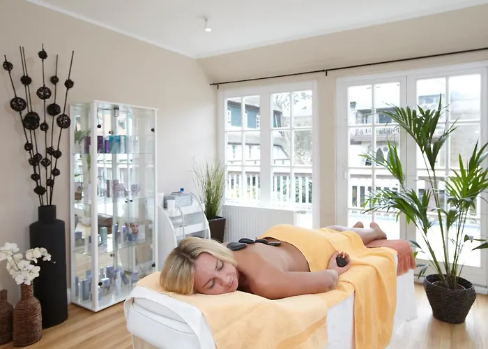 Meeressterne Forsthaus Damerow Отель Козеров